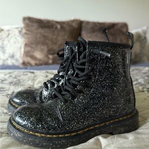 Dr. Martens Black Glitter Boots with zipper. Kids Sz 12. Super cute!
